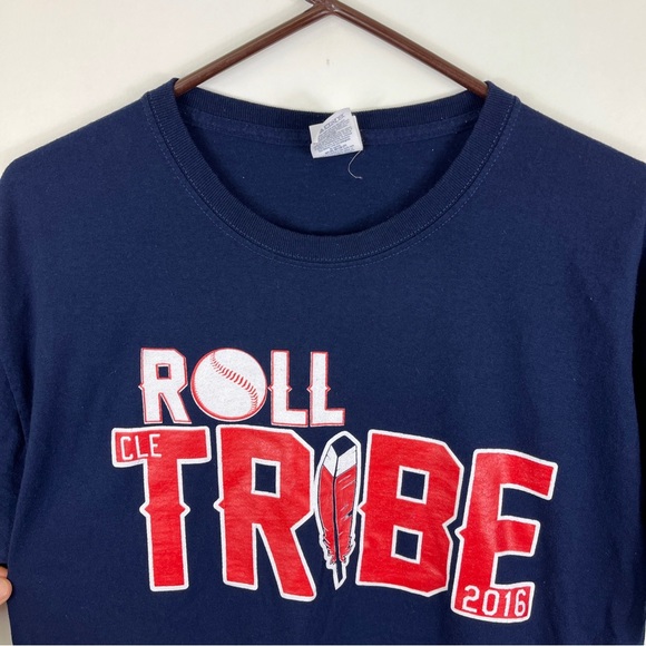 Cleveland Guardians Indians Roll Tribe Tshirt baseball Adult Sz L - Picture 2 of 11